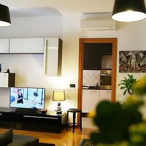 https://sweet-roman-holiday.it-romehotels.com